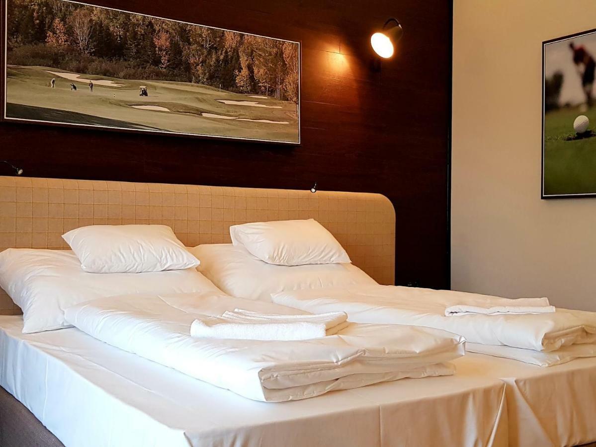 AlcsutdobozPannonia Golf & Country Club住宿加早餐旅馆 外观 照片
