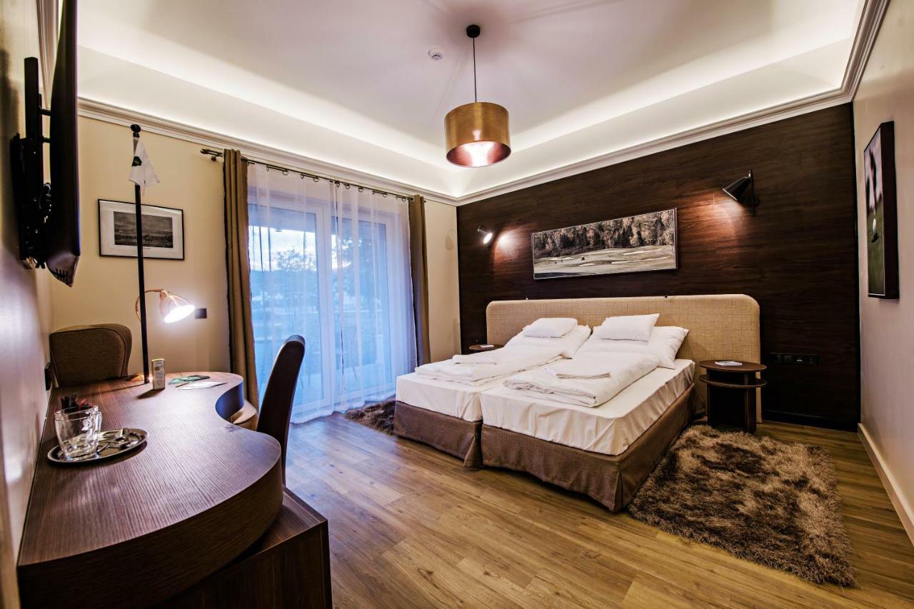 AlcsutdobozPannonia Golf & Country Club住宿加早餐旅馆 外观 照片